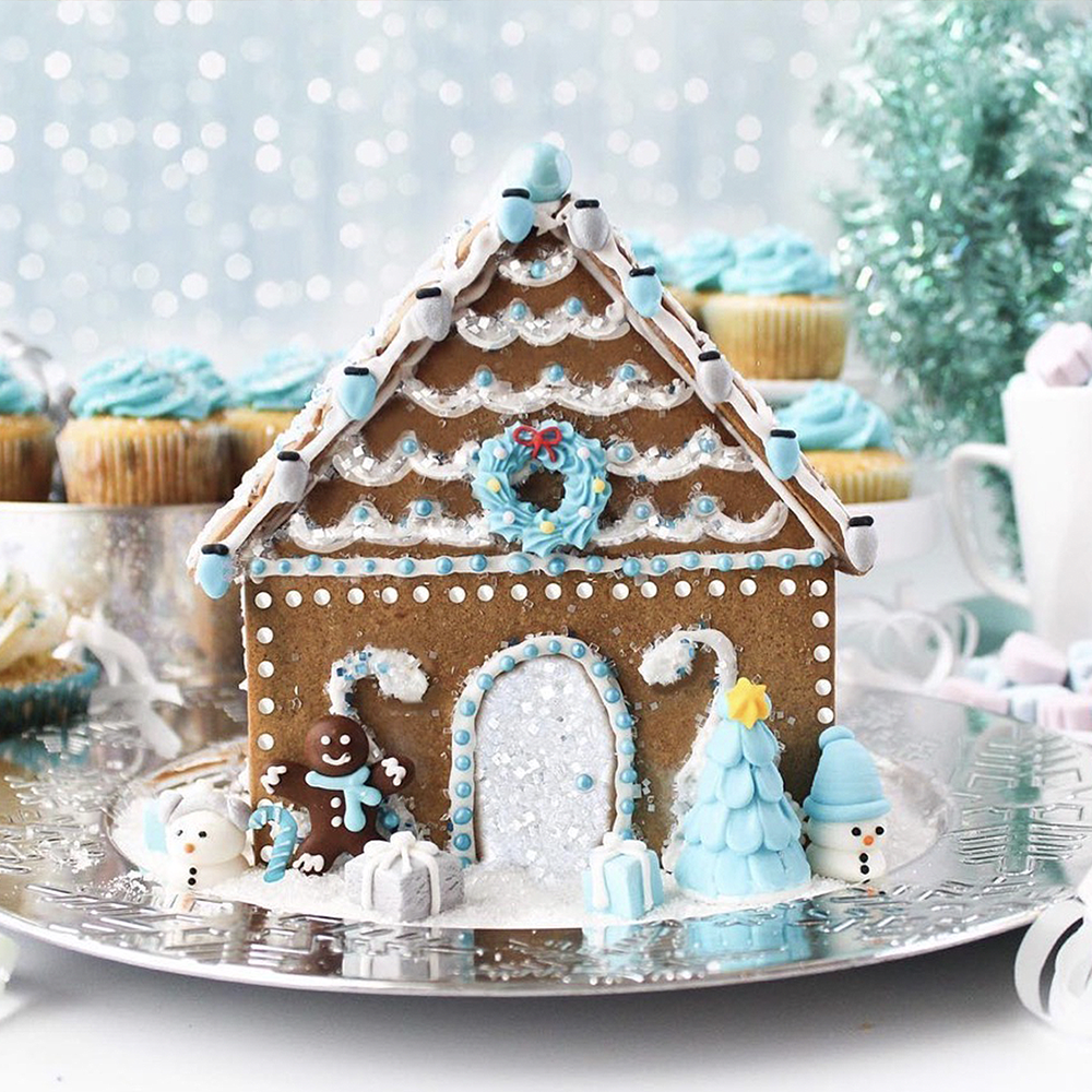 Winter Wonderland Designer Gingerbread House